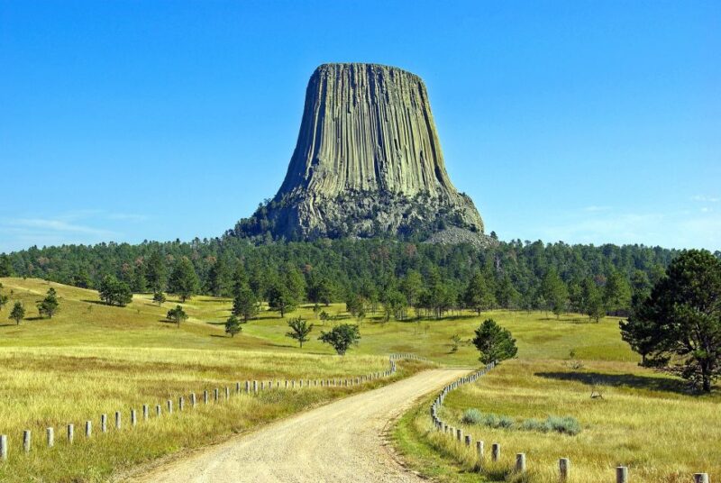 From Rapid City: Private Devils Tower Tour and Hike - Itinerary and Experience