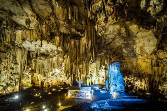 From Rethymno: Arkadi - Margarites - Melidoni Cave - Axos - Included Services