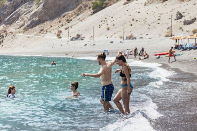 From Rethymno: Samaria Gorge Full-Day Trek With Pickup - Participant Suitability Criteria