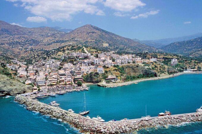 From Rethymno: Spili, Agia Galini, and Matala Tour PRIVATE - Explore Matala Beach