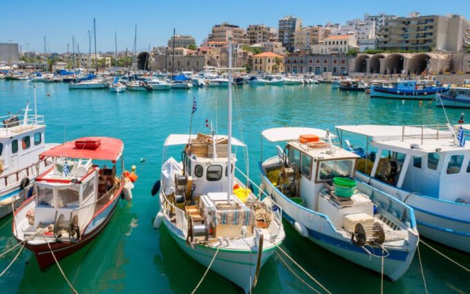 From Rethymnon: Knossos Palace and Heraklion Day Trip - Exploring Knossos Palace