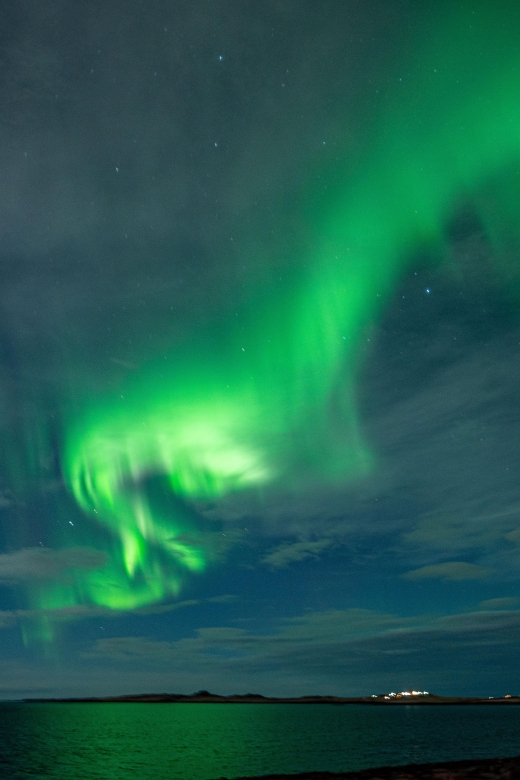 From Reykjavik: Christmas Eve Northern Lights Tour - Experience Highlights