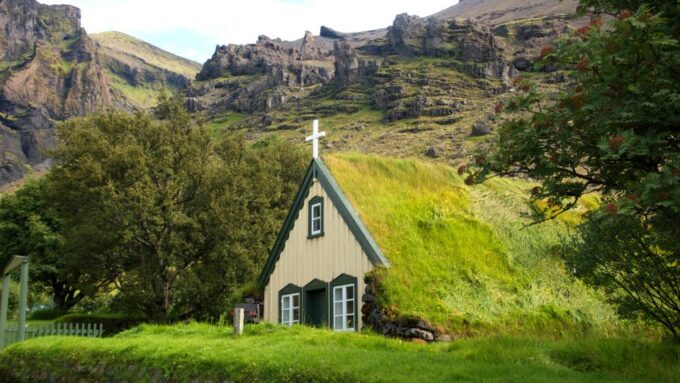 From Reykjavik: Glacier Lagoon Small Group Tour - Tour Price