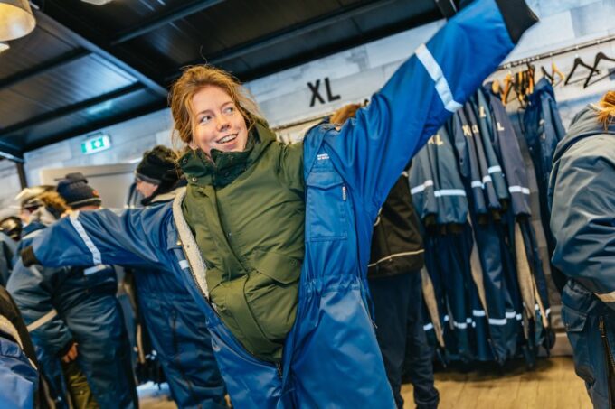 From Reykjavik: Golden Circle and Glacier Snowmobile Tour - Guided Tour and Amenities