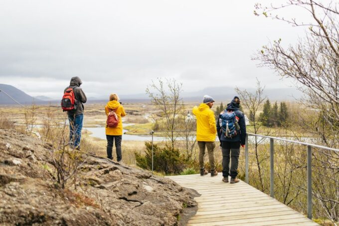 From Reykjavik: Golden Circle & Blue Lagoon Tour With Drink - Customer Ratings