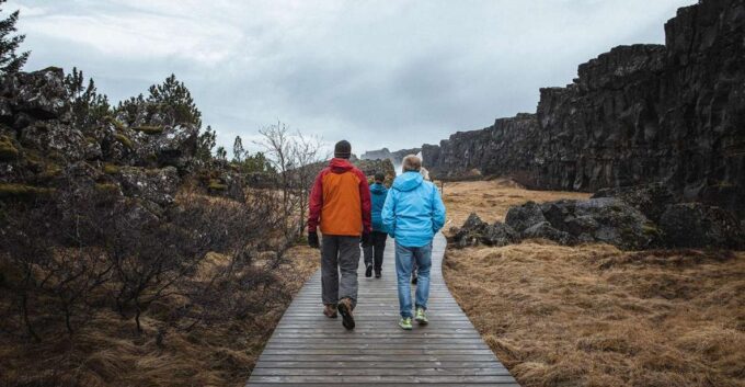 From Reykjavik: Golden Circle Private Tour & Photographs - Thingvellir National Park