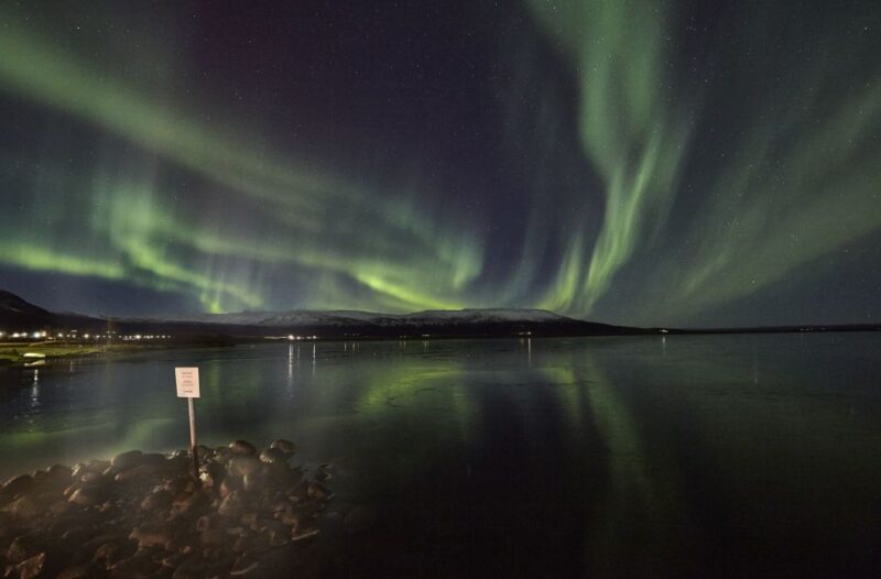 From Reykjavik: Northern Lights and Geothermal Baths Tour - Cancellation Policy