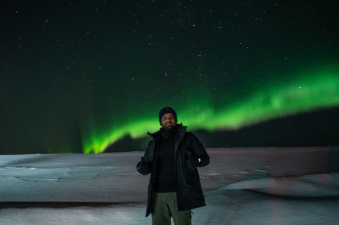 From Reykjavik: Northern Lights Guided Tour With Photos - Pickup and Meeting Details