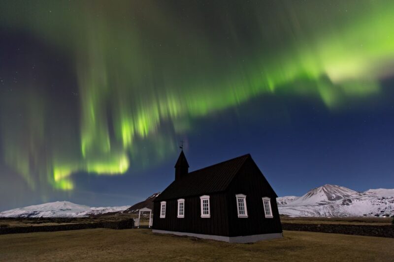 From Reykjavik: Northern Lights Hunt Super Jeep Tour - Itinerary and Experience