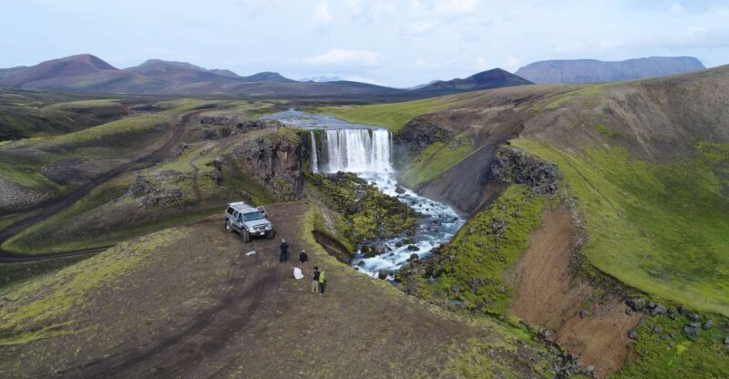 From Reykjavik: Private Landmannalaugar & Hekla Jeep Tour - Transportation and Guide