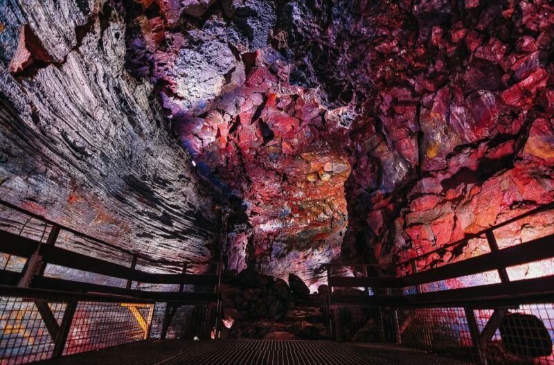 From Reykjavik: Raufarhólshellir Lava Tunnel by Bus - Key Points