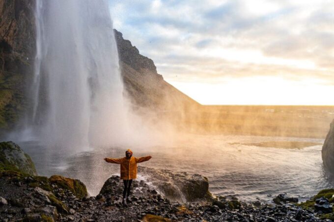 From Reykjavik: South Coast Tour & DC-3 Plane Wreck - Sólheimajökull Glacier Adventure