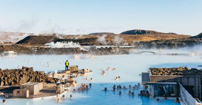 From Reykjavík: Volcanoes and Blue Lagoon Day Trip - Key Points
