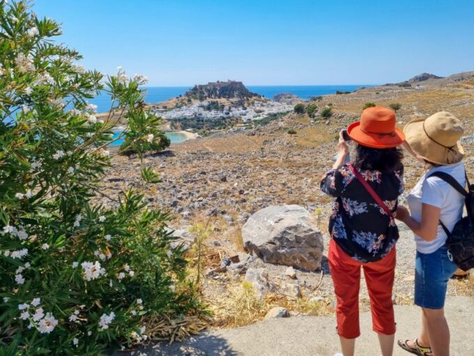 From Rhodes: Lindos Round-Trip Bus Transfer With Free Time - What to Bring and Considerations