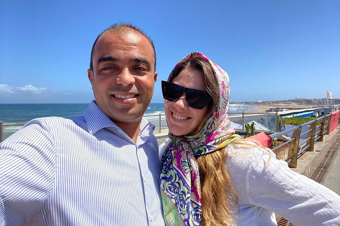 From Rick's Café to Royal Palaces: A Casablanca Adventure - Navigating the Medina and Corniche