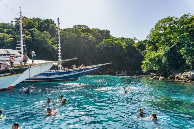 From Rio De Janeiro: Angra Dos Reis Boat Trip With Lunch - Witness Contrast of Landscapes