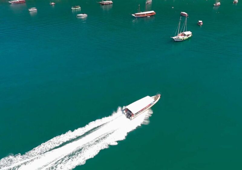 From Rio De Janeiro: Shared Roundtrip Transfer to Araçatiba - Flexboat Crossing to Ilha Grande