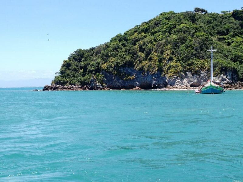 From Rio: Full Day in Búzios With Catamaran Tour and Lunch - Important Notes