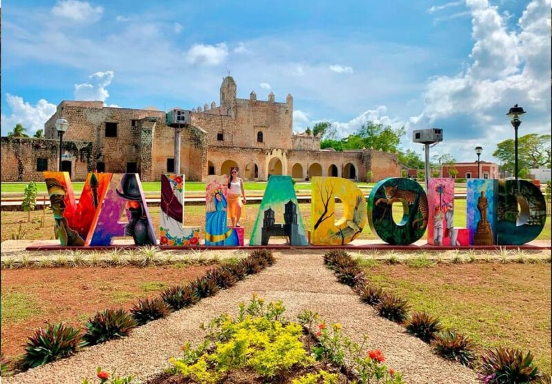 From Riviera Maya: Chichen Itza, Suytun and Ik-Kil Cenote - Valladolid Photo Stop