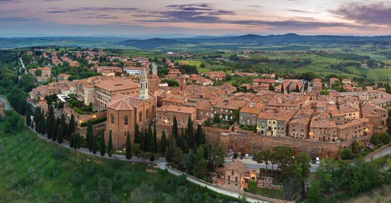 From Rome: a Journey Through Tuscany 3 Day Tour - Accommodation and Meals