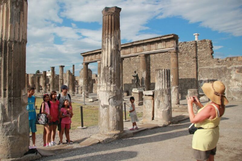 From Rome: Day Tour of Pompeii and Positano - Meeting Point