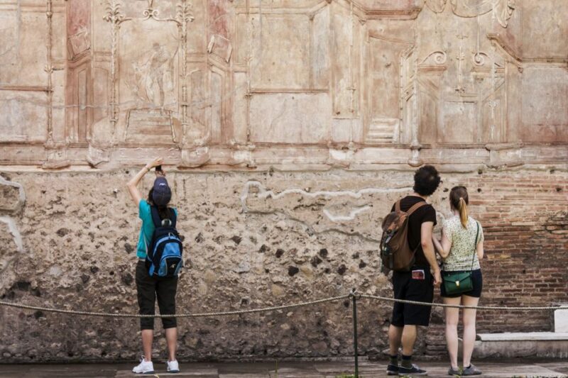 From Rome: Pompeii and Herculaneum by High-Speed Train - Key Points