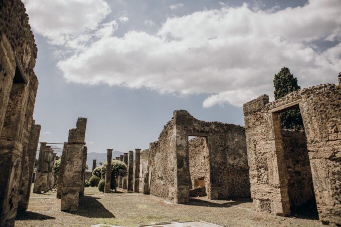 From Rome: Pompeii With Winery Lunch on Mount Vesuvius - Meeting Point and Recommendations