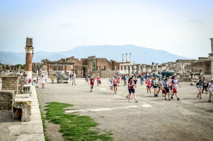From Rome: Ruins of Pompeii Full-Day Audio Guide Tour - Scenic Drive Through Roman Countryside