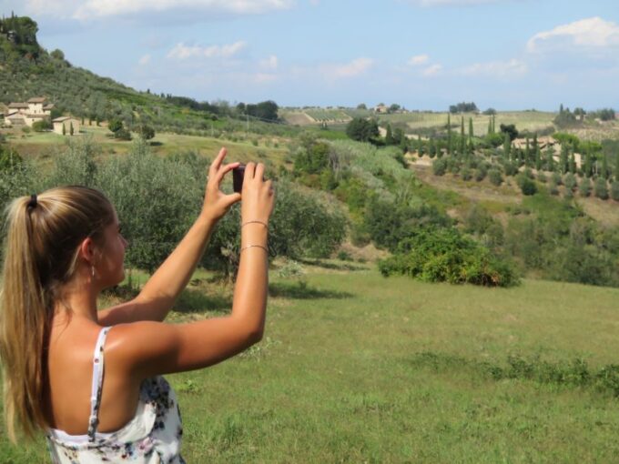 From Rome: Tuscany & Siena With Wine Tasting and Lunch - Explore Historic Siena