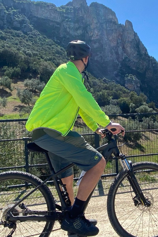 From Ronda: via Verde De La Sierra Cycle Tour - Easy 21KM - Route Details