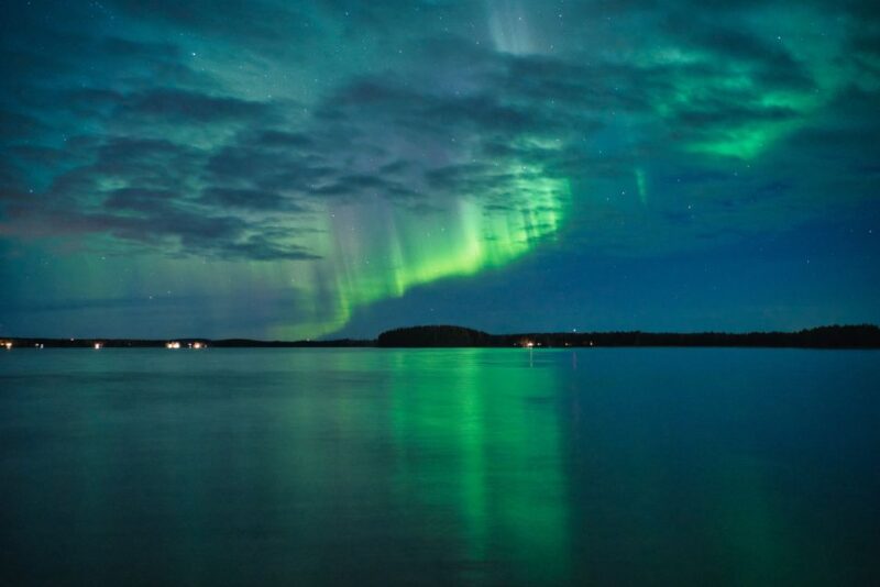From Rovaniemi: Northern Lights Experience With Campfire - Stops for Early Sightings