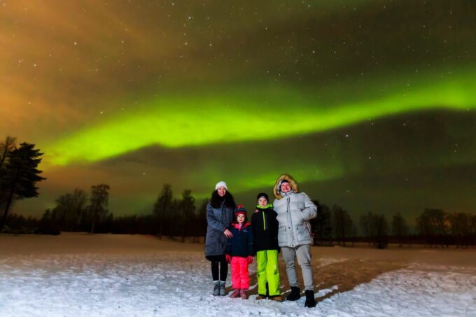From Rovaniemi: Northern Lights Photo Tour With Pickup - Frequently Asked Questions