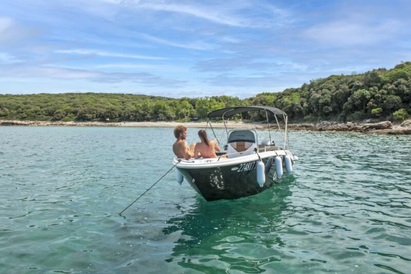From Rovinj: Sea Caves & Sandy Levan Island Speedboat Tour - Inclusions and Amenities