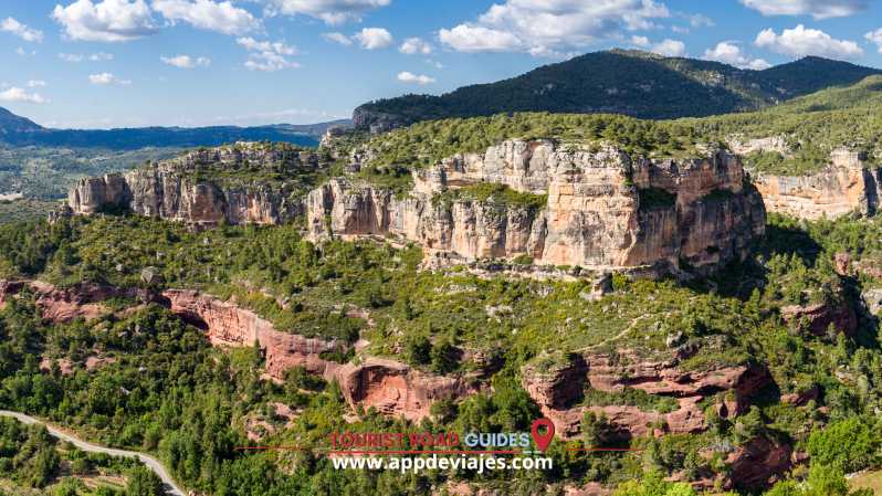 From Salou: 4x4 Route From Cornudella to Falset & Gratallops - Wine Region Exploration