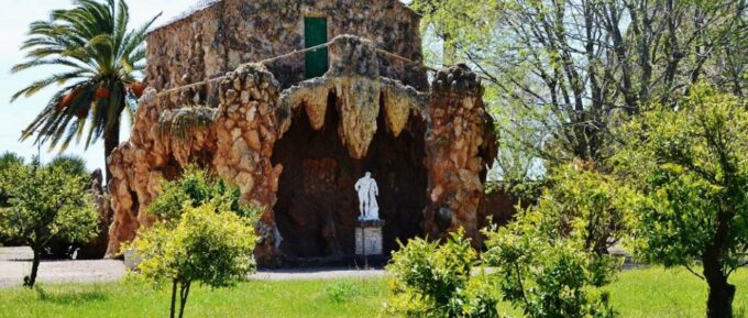 From Salou: Park Samá With 1 Glass Vermout With Hotel Pickup - Frequently Asked Questions
