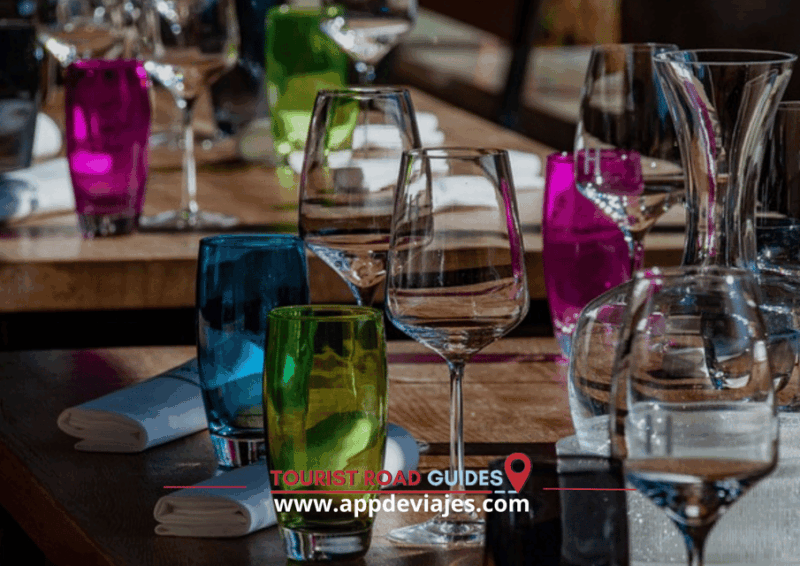 From Salou: Tour Private Cadaques & Winnery Tast - Key Points