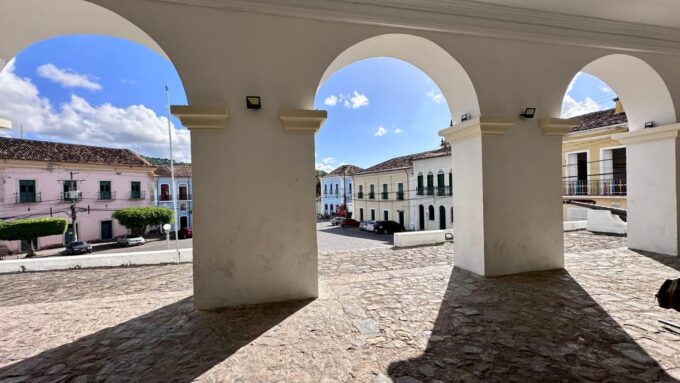From Salvador: Cachoeira Colonial Town Daytrip - Visit Churches and Landmarks