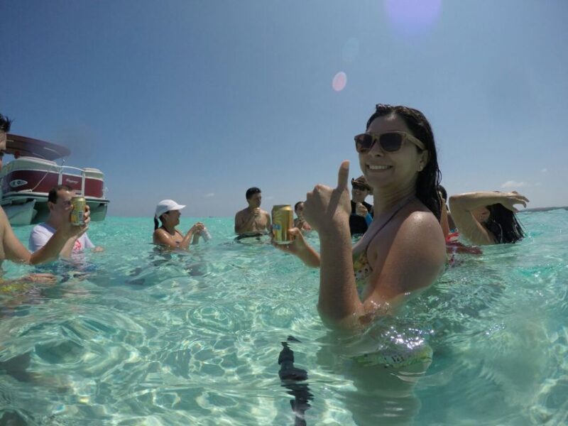 From San Andrés: Full-Day San Andrés Bay Snorkeling Cruise - Accessibility and Equipment