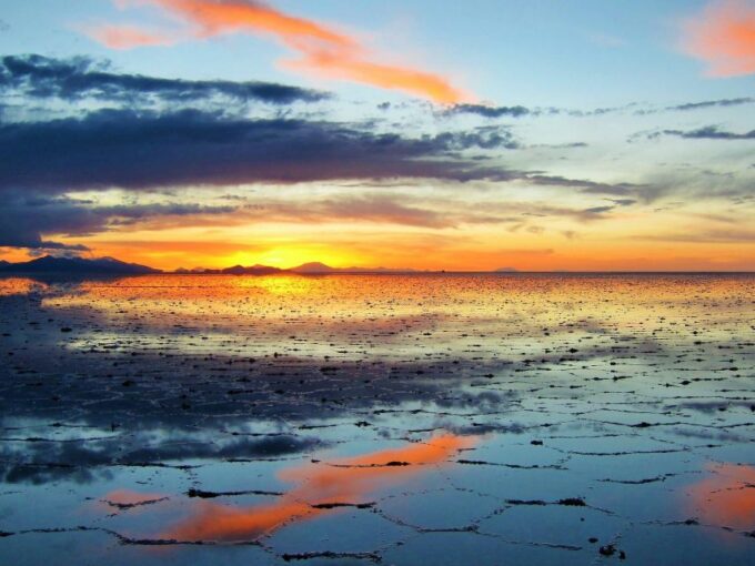 From San Pedro De Atacama: Uyuni Salt Flat 4-Days - Frequently Asked Questions