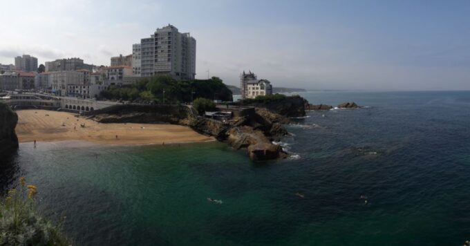 From San Sebastian: Basque-France Coastline Private Tour - Experiencing the Boutique Basque Ambiance