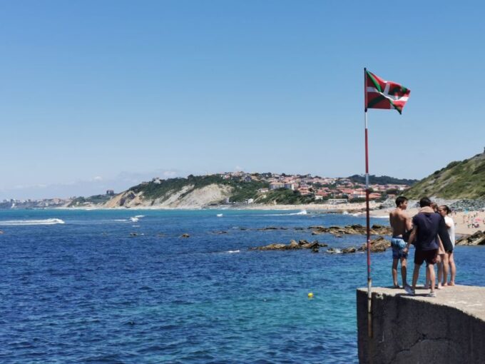 From San Sebastian: Biarritz, St. Jean De Luz & Hondarribia - Frequently Asked Questions