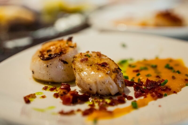 From San Sebastian: Hondarribia Sightseeing and Pintxos - Visit the Fishing Port