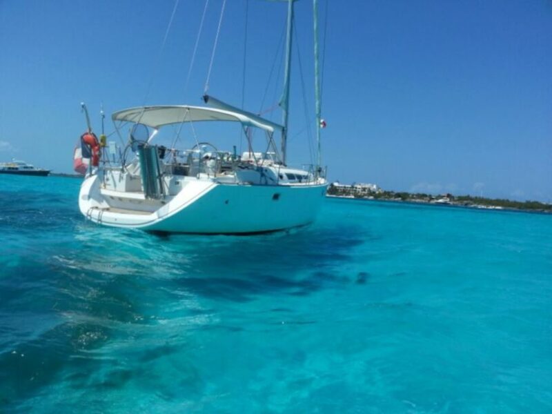 From Santa Teresa: Sailboat Tour to Corsica With Lunch - Itinerary and Activities