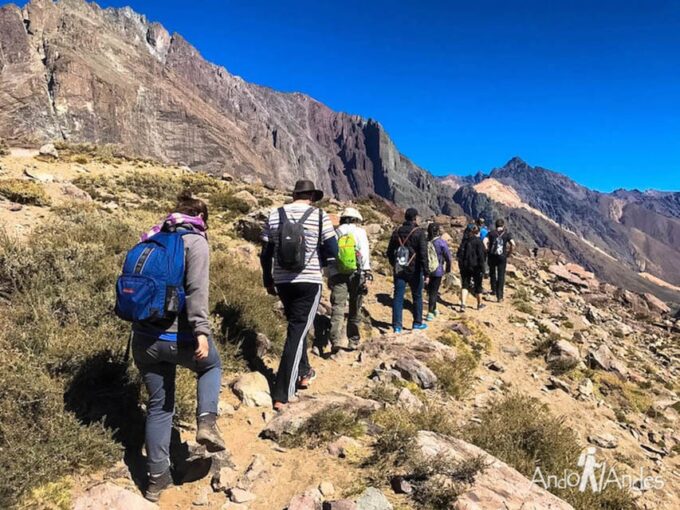 From Santiago: Cajón Del Maipo and Volcán San José Hike 8K - Departure and Transportation