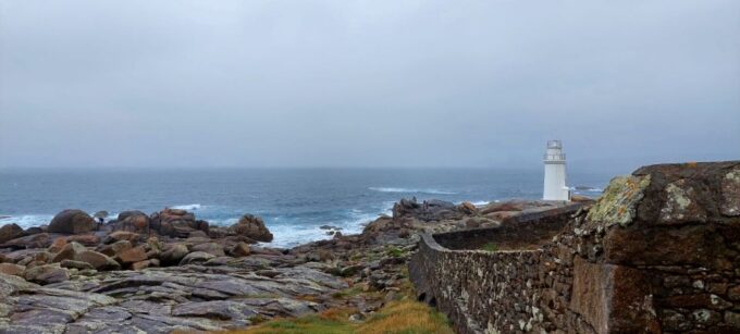 From Santiago: Finisterre, Muxia & Costa Da Morte Excursion - Accessibility