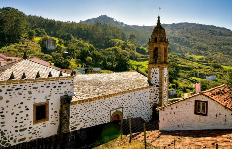 From Santiago: Fuciño Do Porco Hiking Tour - Itinerary Highlights