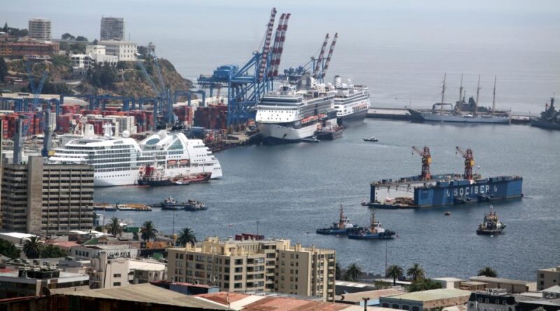 From Santiago: Private Transfer to San Antonio Pier - Service Overview