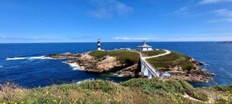 From Santiago: Tour to Cathedral Beach, Asturias, and Pancha - Rinlo Village Tour