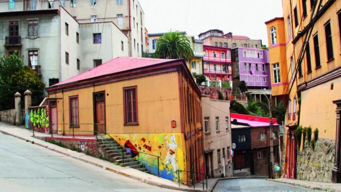From Santiago: Valparaiso and Viña Del Mar Day Tour - Tasting and Activities