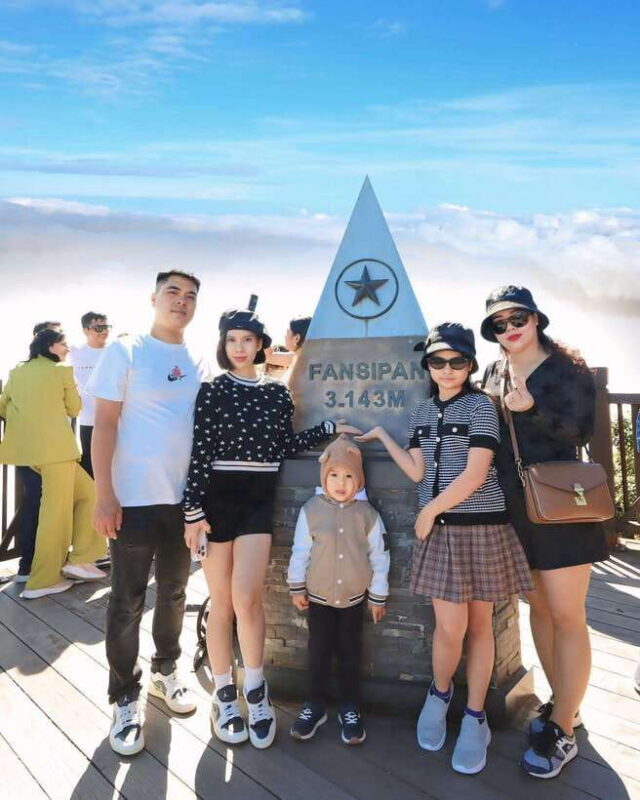 From Sapa: Private Tour to Fansipan Peak With Scenic Views - Key Points
